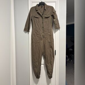 H&M Dividend Olive Jumpsuit
